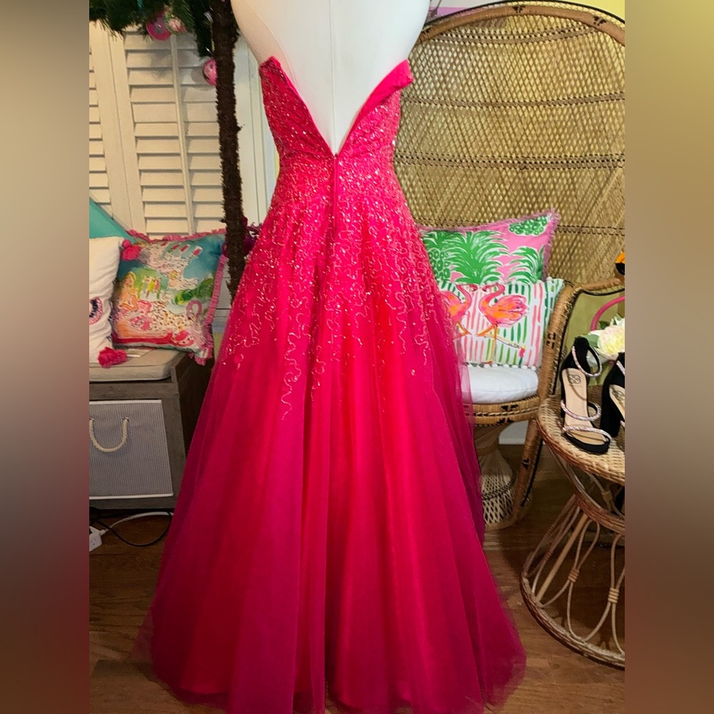 Alyce Pageant/Prom Dress Red ❤️‍🔥 Strapless Beaded Size 8 - Picture 4 of 13